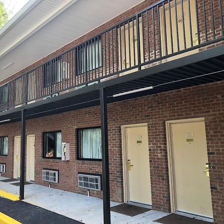 雅典经济型住宿酒店 阿森斯 外观 照片